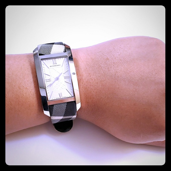 Burberry Accessories - Burberry Watch Model BU1077